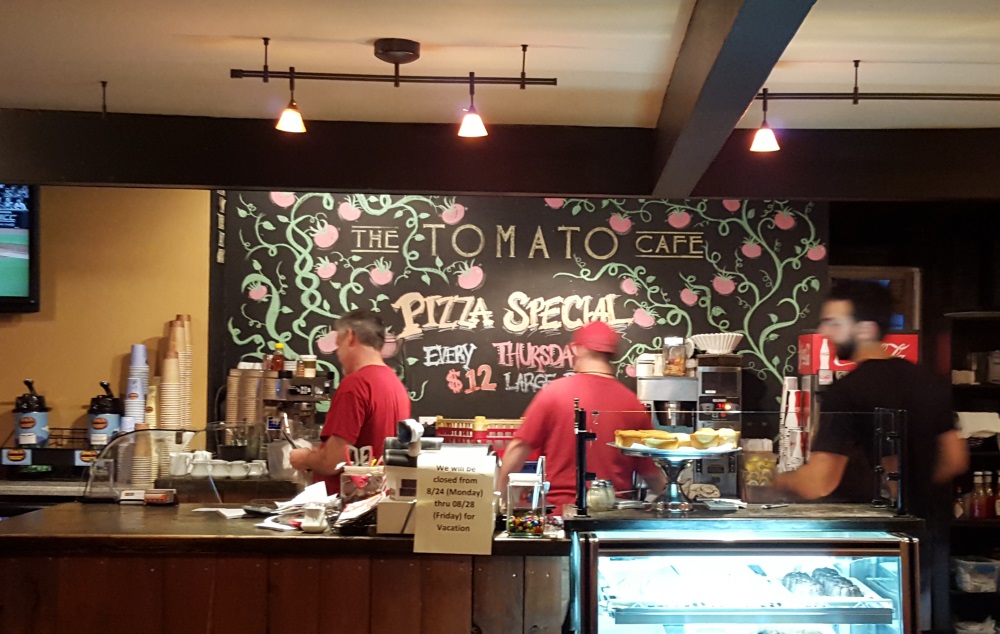 Tomato cafe. Кафе Томато отзывы. Фото в кафе Томато с ледьми. East Fishkill, New York. Фишкилл.